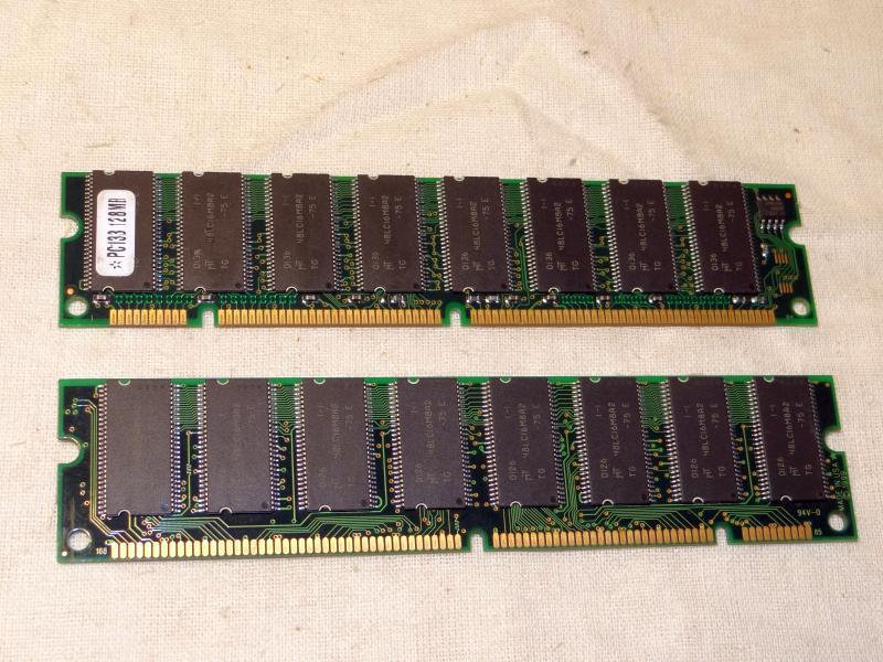 SDRAM 128MB PC133 168pin Micron Technology 48LC16M8A2, 2    :    SDRAM 128MB PC133 168-pin Micron Technolo...